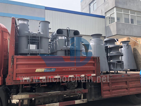 DIN81907-1997 Marine privez Fairleads Roller s podstavkom