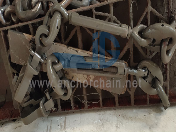 Zamaški za verigo Pelican Hook