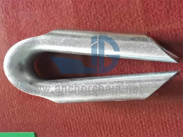 Tube Thimble z nagibnim vložkom